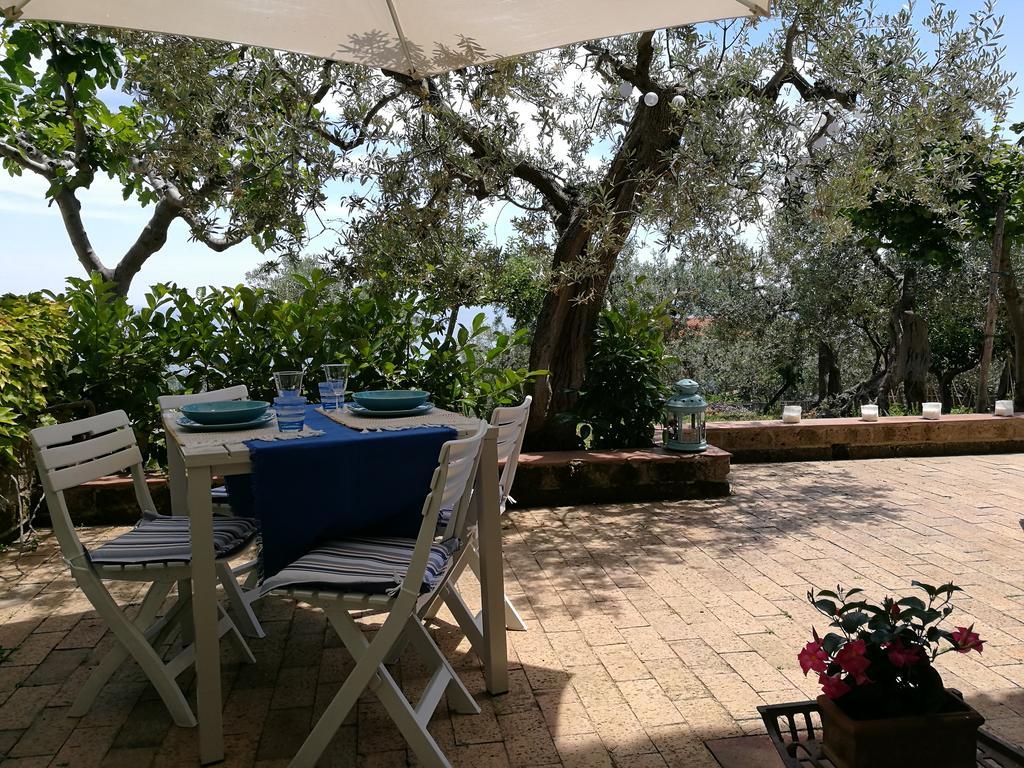 Villa Rosaria 瓦斯托 外观 照片