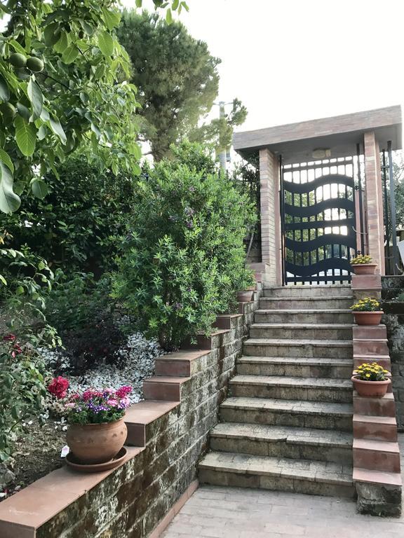 Villa Rosaria 瓦斯托 外观 照片